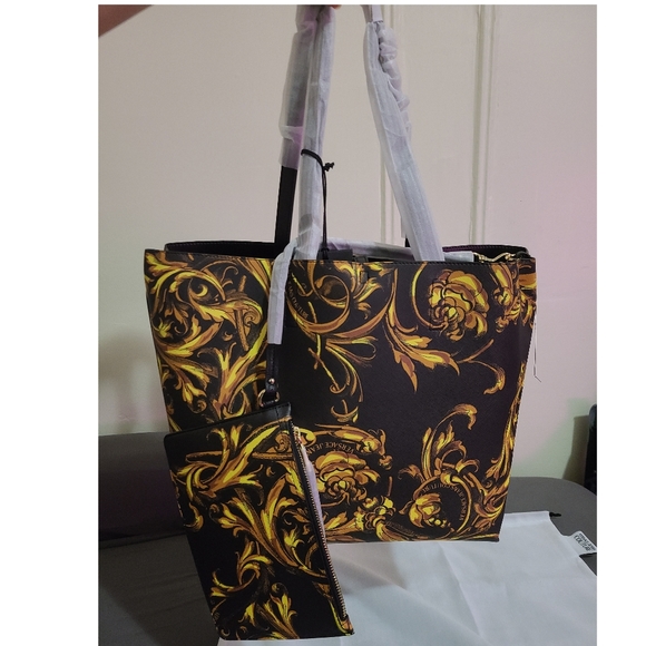 Versace Bag - Picture 10 of 12